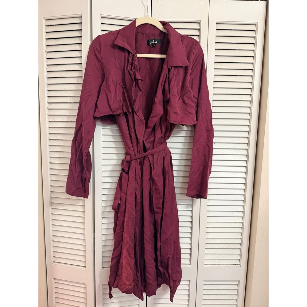 Lulus size small burgundy trench coat size small